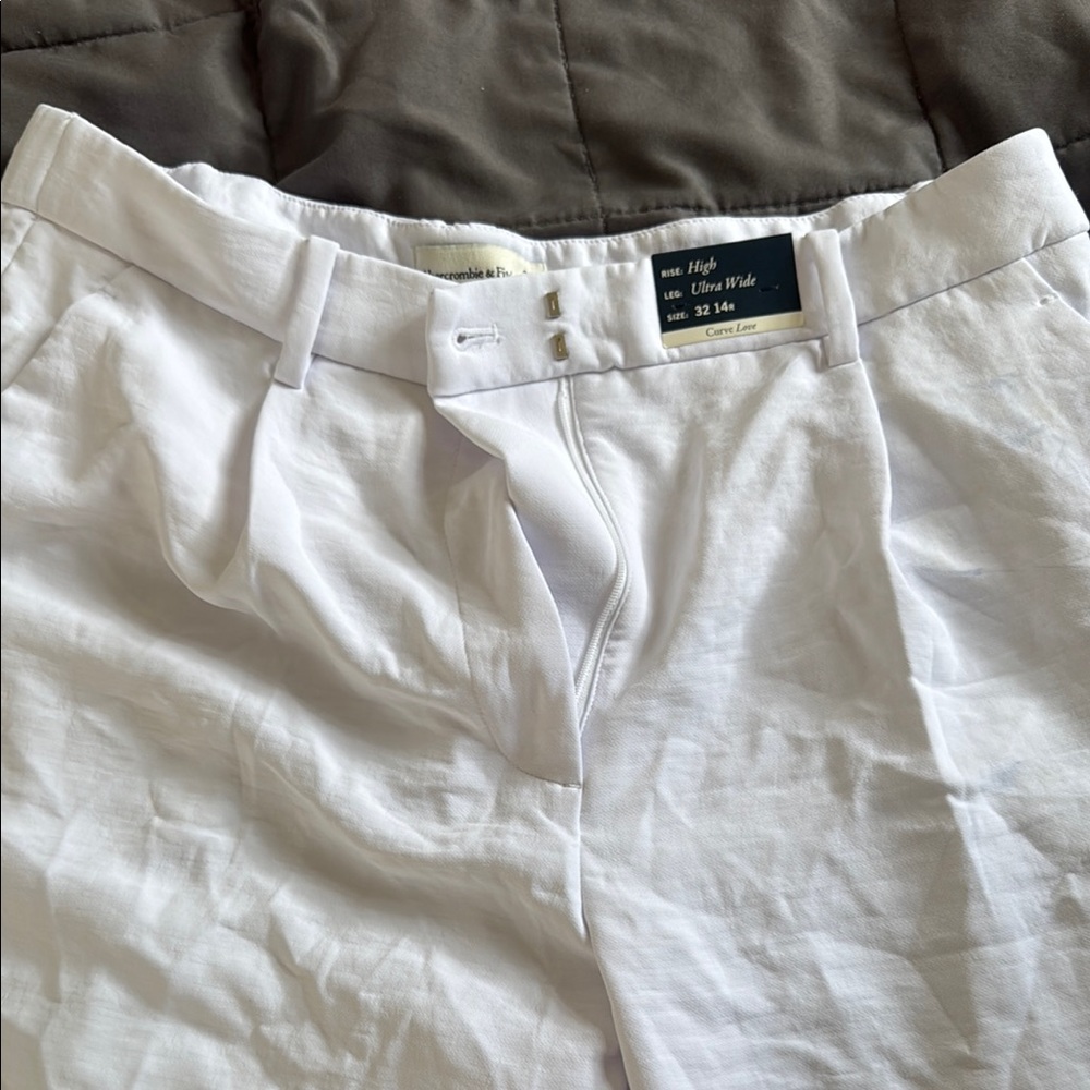 Abercrombie & Fitch White High-Waisted Trousers